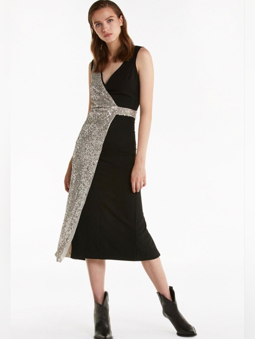 Patrizia Pepe Black and Silver Sequin V-Neck Evening Dress